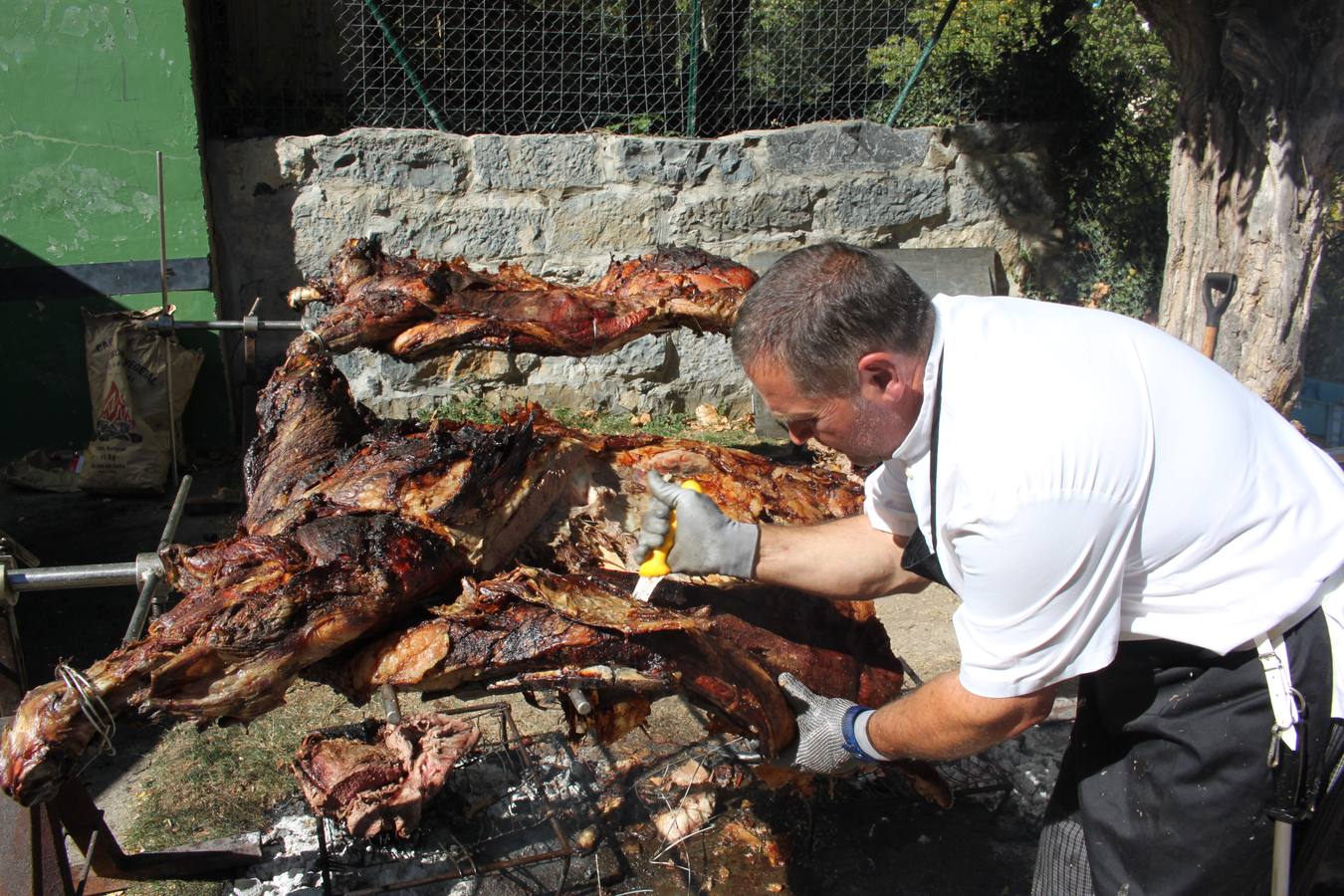 Gran ambiente en este festival gastronómico que se celebra cada año por estas fechas en Enciso.