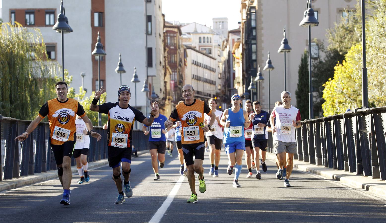 MIl doscientos atletas han participado hoy en esta carrera que se ha celebrado en el centro de Logroño.