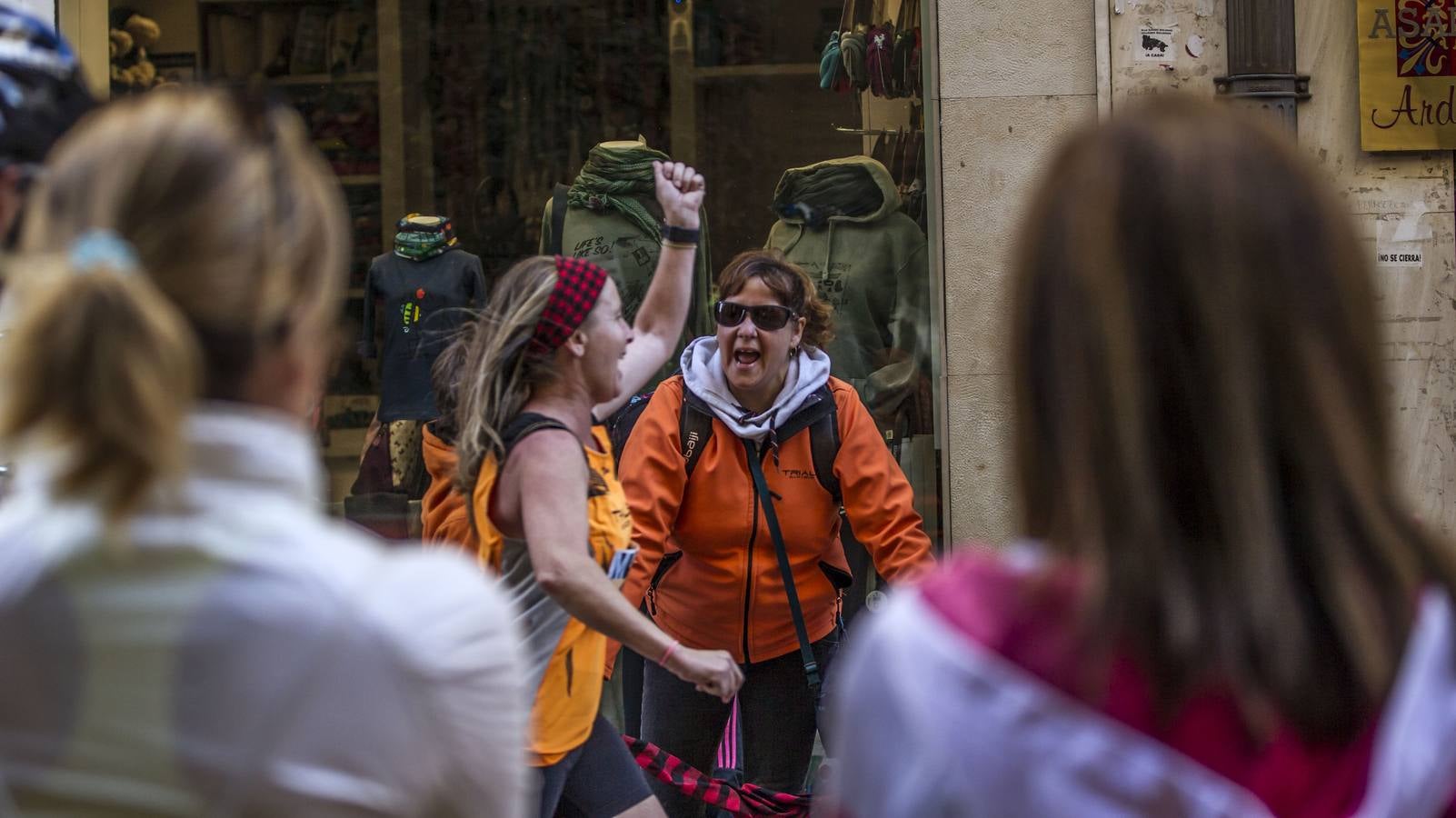 MIl doscientos atletas han participado hoy en esta carrera que se ha celebrado en el centro de Logroño.