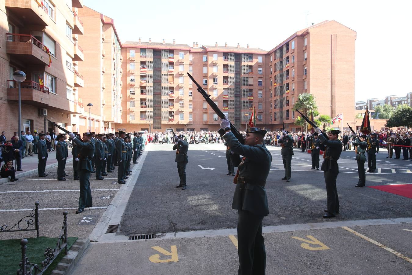 Las imágenes de la celebración en el cuartel de la Guardia Civil en Logroño