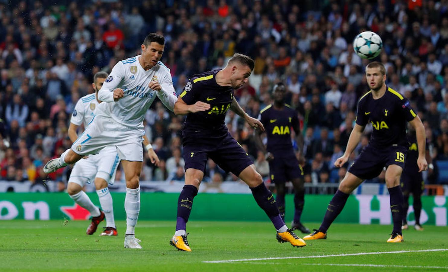 El Real Madrid se midió al Tottenham, que nunca había marcado un gol en sus duelos anteriores pero esta vez sí fue capaz de anotar en la meta madridista.