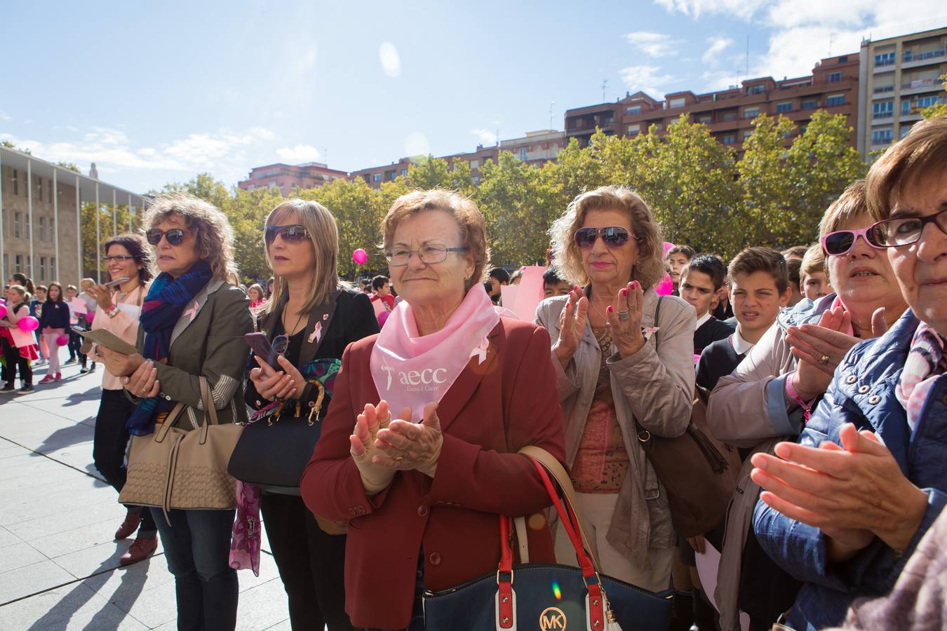 Las imágenes del acto de Día Mundial enel Ayuntamiento de Logroño