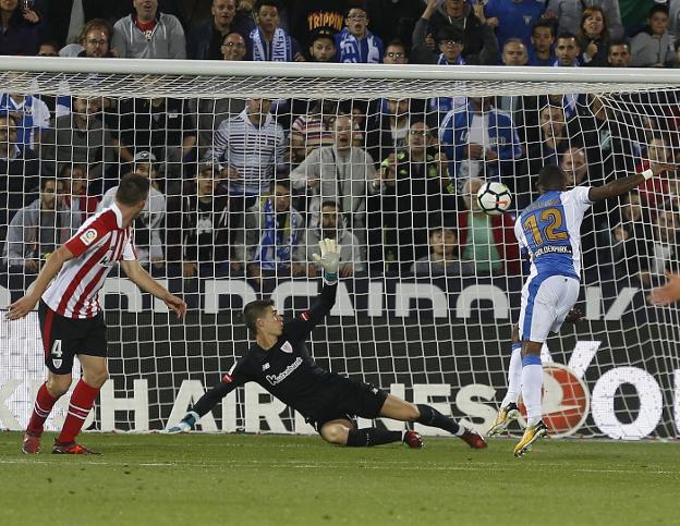 Beauvue anota el único gol del partido. :: efe