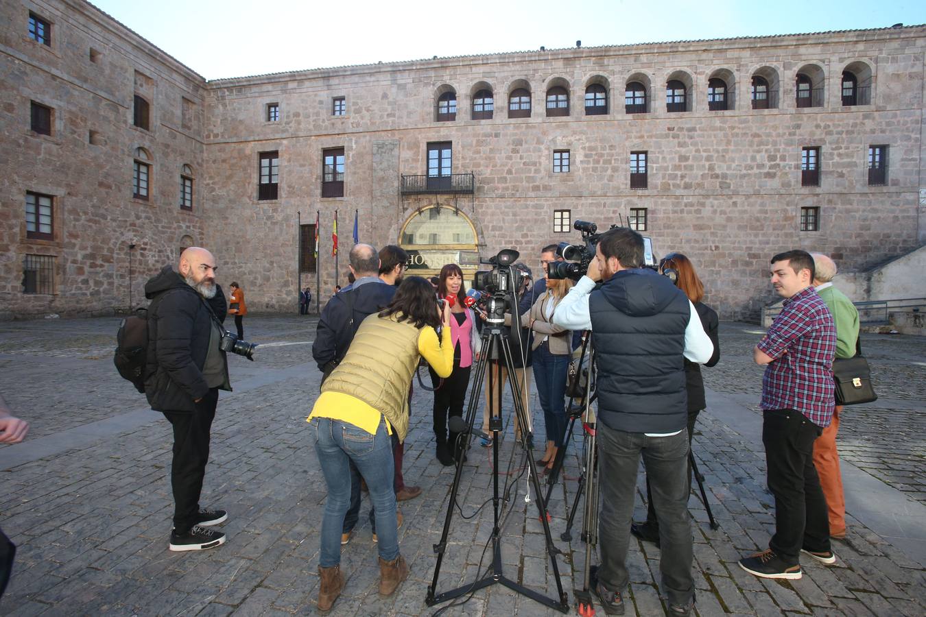 El ‘Club de Amigos de Futuro en Español’ nace en San Millán para reflexionar sobre el idioma compartido