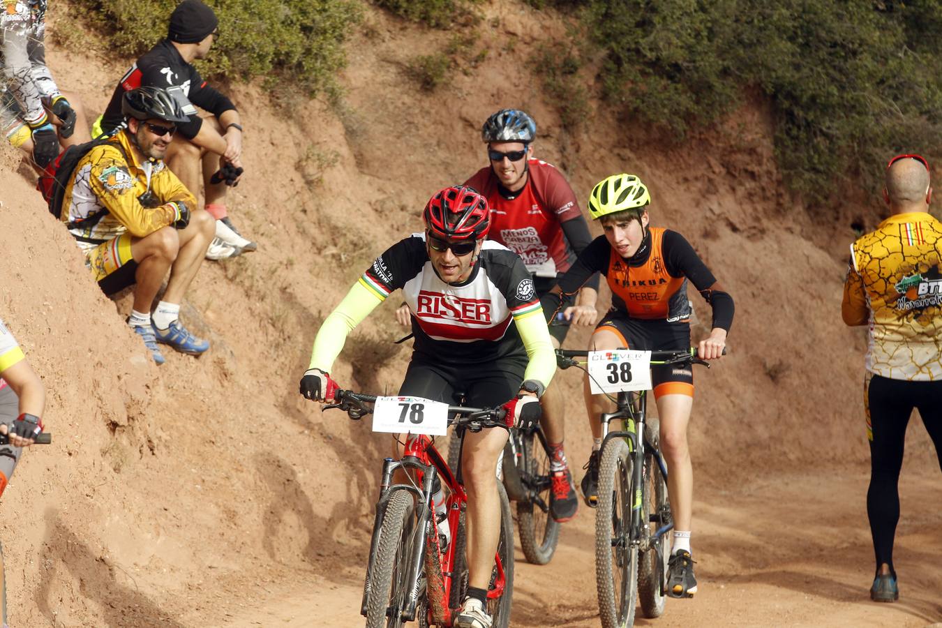 Un día magnífico ha acompañado a la celebración este domingo de la Duatlón de Moncalvillo, que ha dejado escenas preciosas