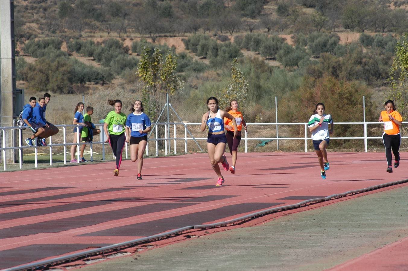 Decenas de niños participaron en Calahorra en la Olimpiada Interescolar Infantil.