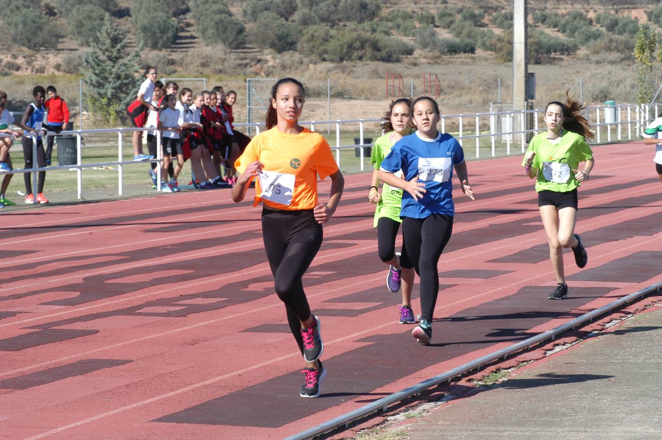 Decenas de niños participaron en Calahorra en la Olimpiada Interescolar Infantil.