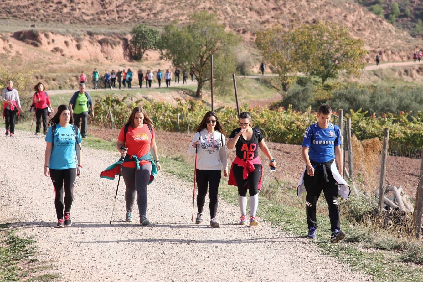 Unas 350 personas participan en la tercera Marcha del Camino del Rey