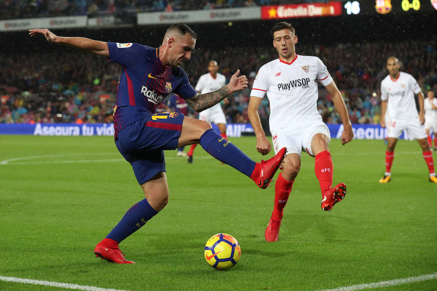 El líder de la Liga venció por 2-1 al conjunto hispalense gracias a un doblete de Paco Alcácer.