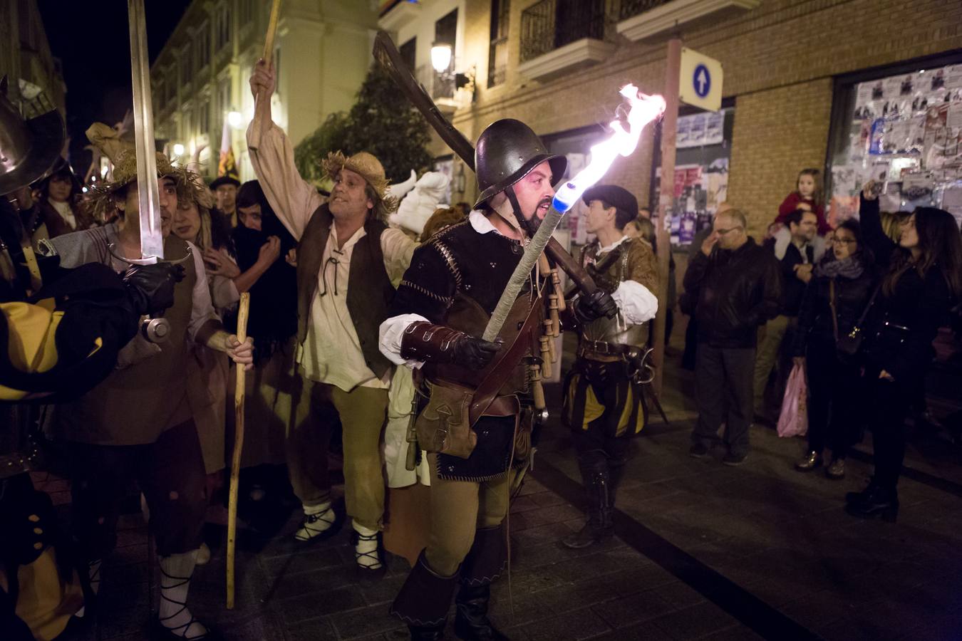 Logroño se llena de brujas para rememorar el auto de fe de 1610