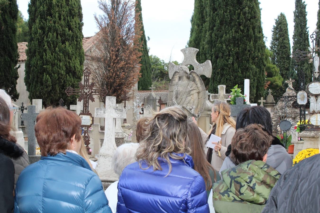 Visita al cementerio de Calahorra