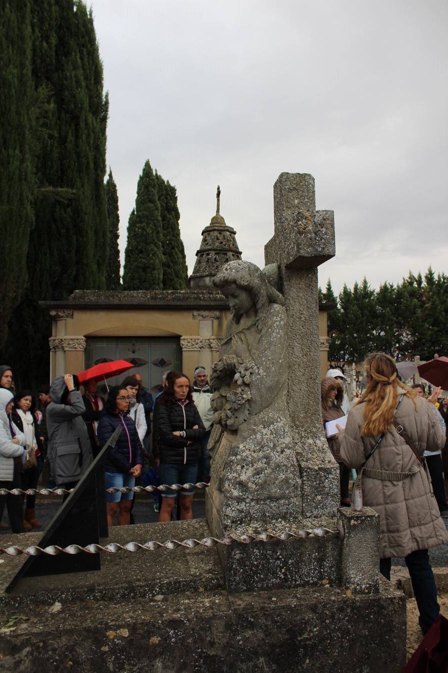 Visita al cementerio de Calahorra