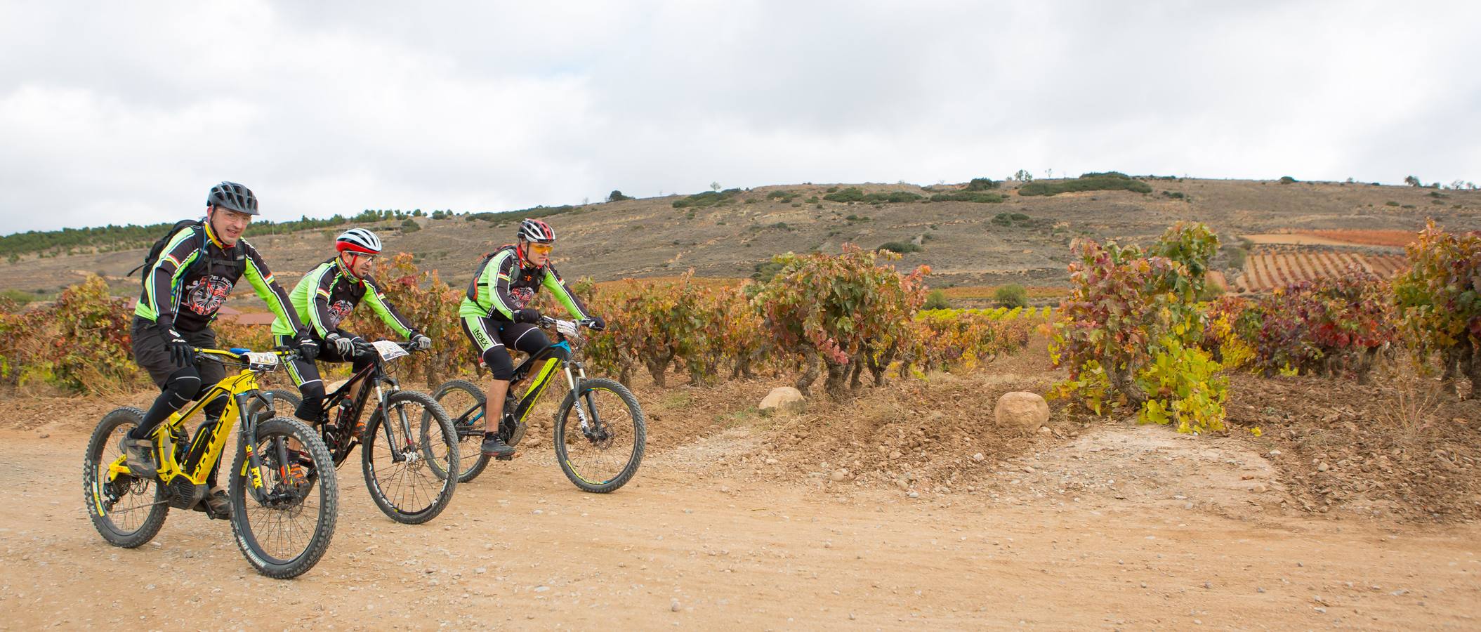 Cerca de 300 ciclistas participaron en la prueba