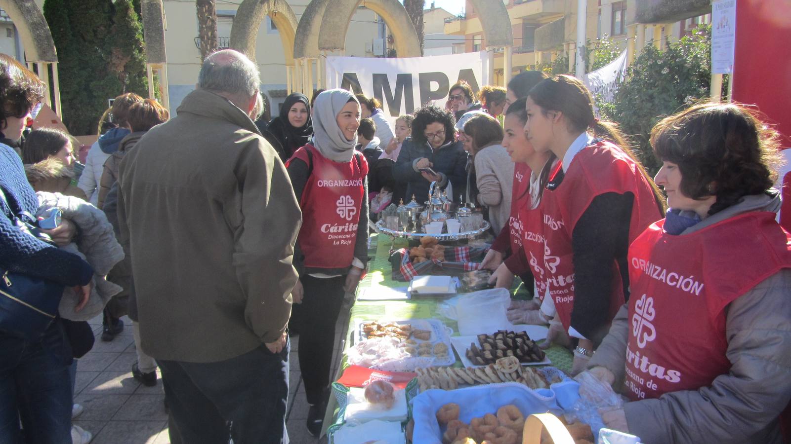 La localidad da a conocer sus productos en su feria de otoño