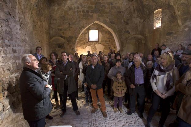 El presidente de La Rioja destacó la belleza de esta ermita. :: g.d.l.r.