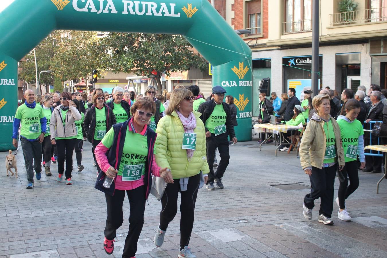 Mucha participación en la carrera contra el cáncer que se celebró en Arnedo.