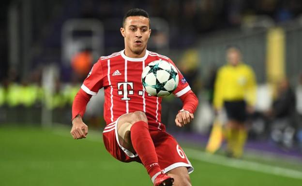 Thiago, durante el partido ante el Anderlecht. 