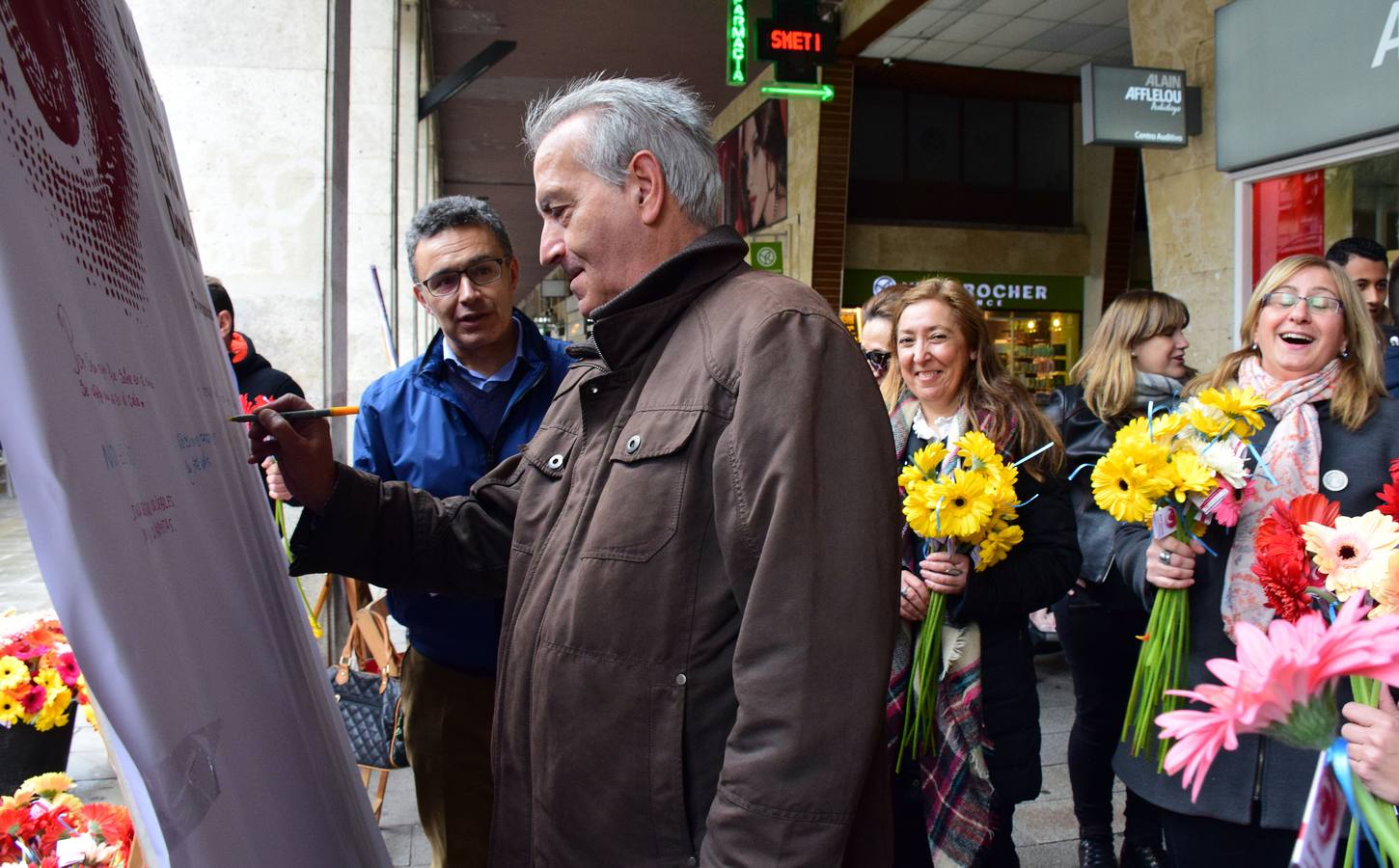 Actos reivindicativos y de protesta en el día contra la violencia de género en Logroño