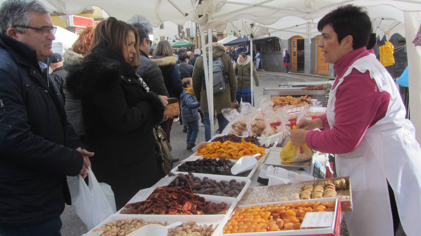 El municipio da a conocer y probar con un extenso programa esta alubia blanca y fina