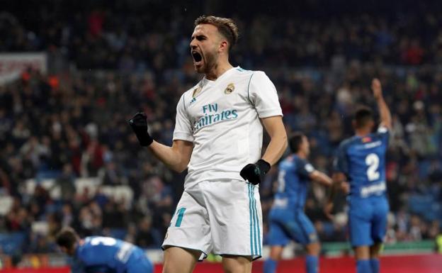 Borja Mayoral celebra uno de sus goles ante el Fuenlabrada. 