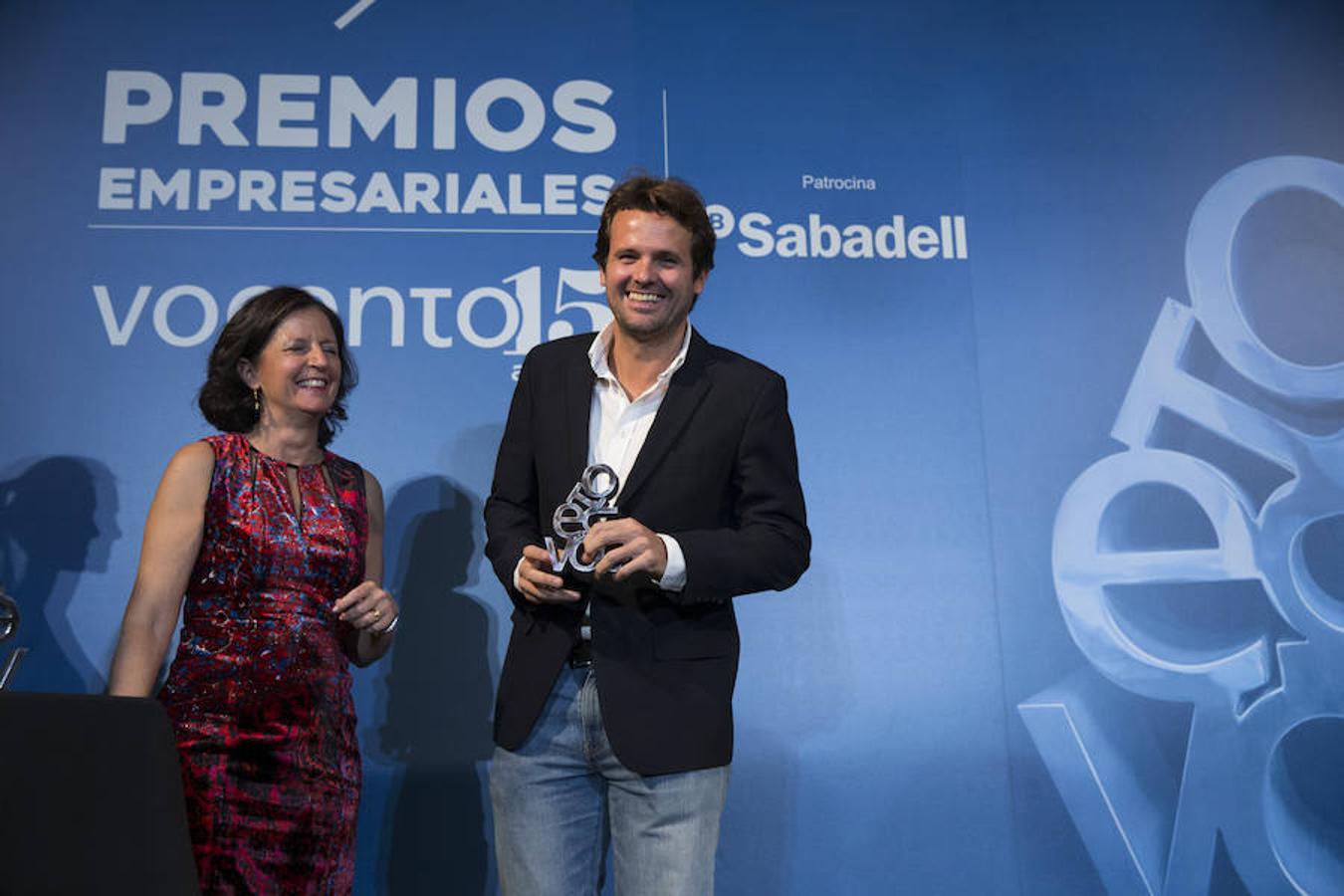 Juan Urdiales (Job&Talent) recibe el premio por «democratizar el empleo» e intermediar entre trabajadores y empresas.