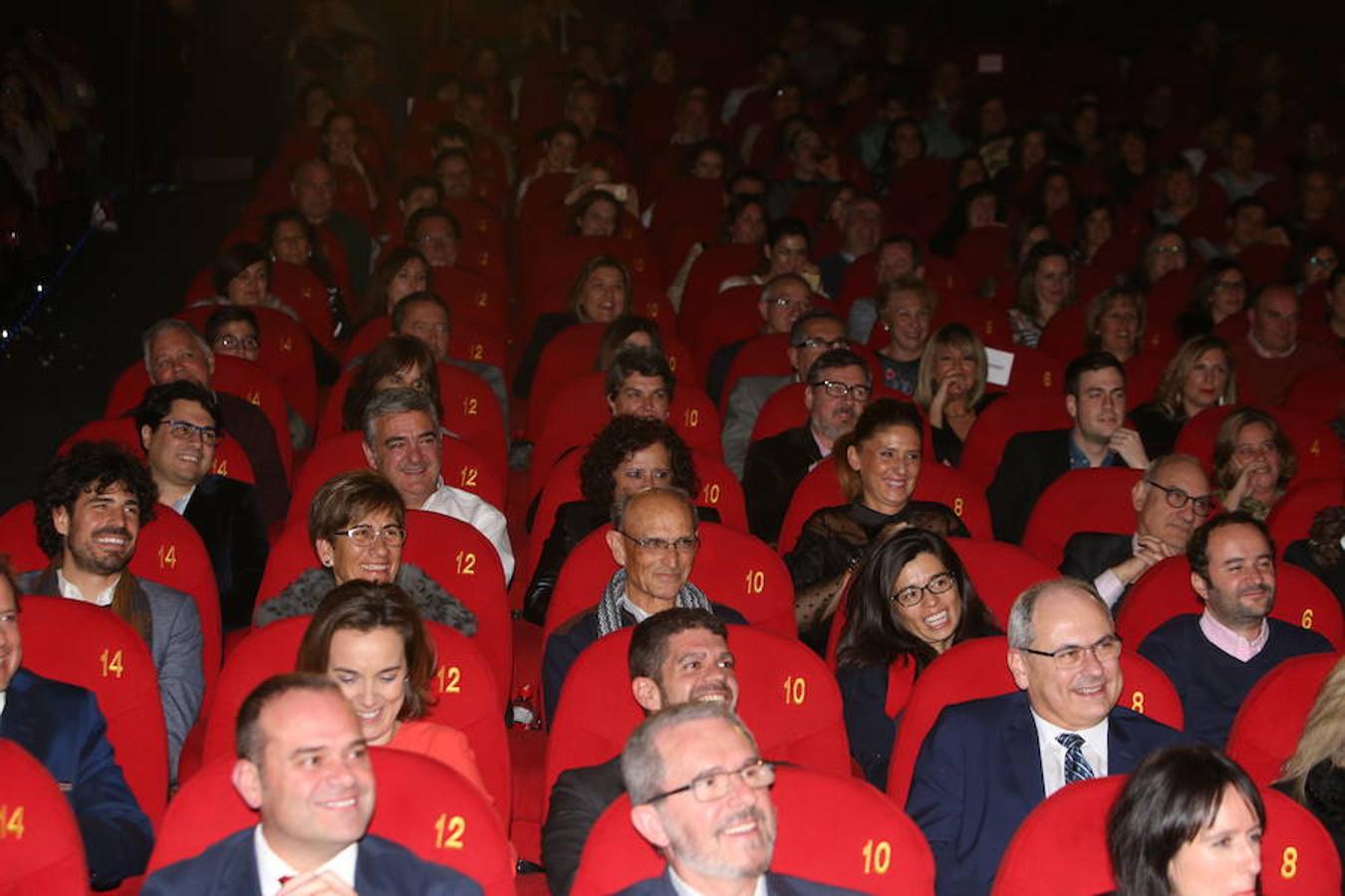 Los cines Siete Infantes acogieron la gala de entrega de Galardones TVR a Paula Vázquez, Alenajdra Andrade y José Ribagorda