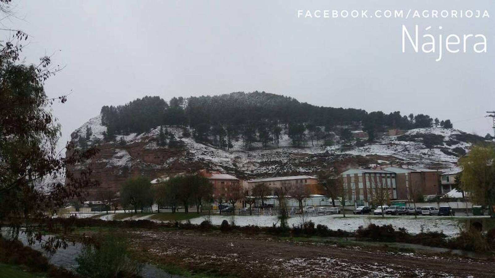 No te cortes. Seguro que se te presenta la oportunidad de mandarnos una estampa bien bonita de la nieve a lo largo de este sábado. No dudes compartirla con nosotros. Mándala al WhatsApp de larioja.com en el 620634342. Cuéntanos dónde la has hecho y tu nombre.