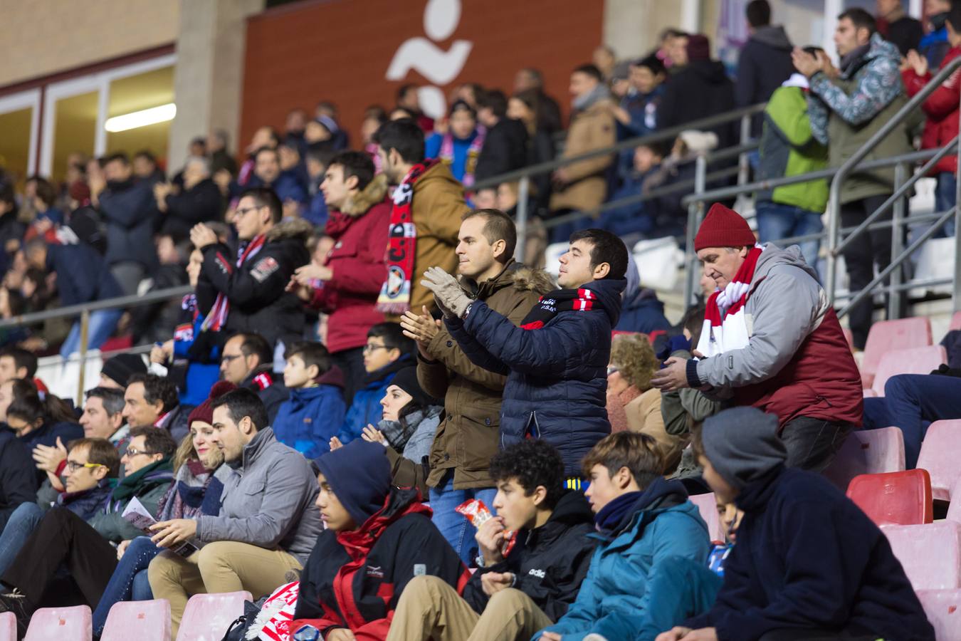 La UD Logroñés ha logrado una gran victoria ante el Racing por 2-1