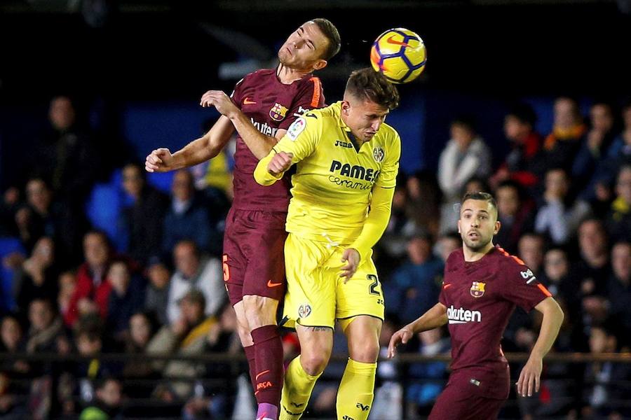 El conjunto de Valverde se impuso al de Calleja por 0-2 con goles de Luis Suárez y Messi. Los tantos llegaron cuando el Villarreal estaba con diez por expulsión de Raba. 