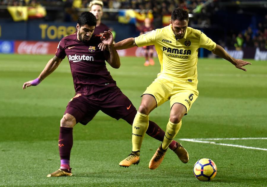 El conjunto de Valverde se impuso al de Calleja por 0-2 con goles de Luis Suárez y Messi. Los tantos llegaron cuando el Villarreal estaba con diez por expulsión de Raba. 