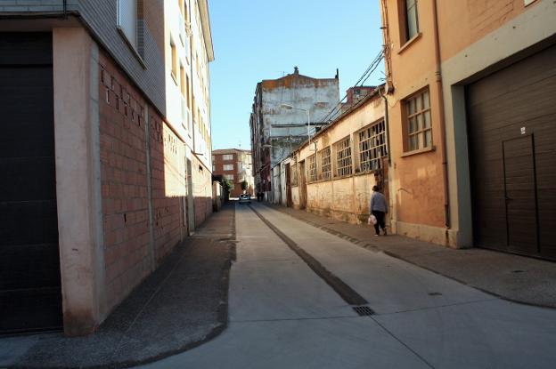 Calle Raure, entre Fortún Garcés y la carretera de Uruñuela. :: 