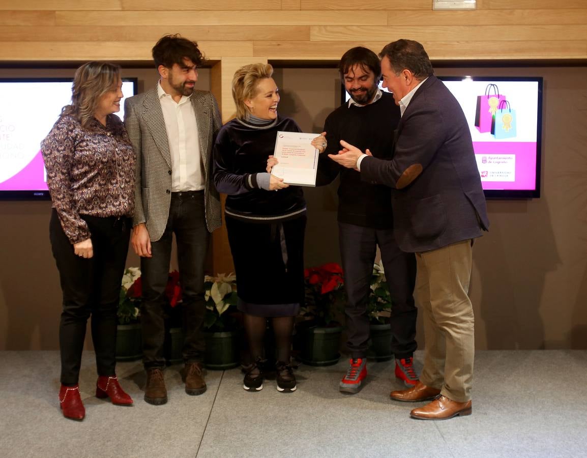 Han sido galardonados: Juan Cruz del Río, Premio Honorífico a la Mejor Trayectoria Individual; La Golosina, Premio Honorífico a la Mejor Continuidad Empresarial; Asociación Cultural Lovisual, Premio a la Mejor Campaña Comercial; La Frikilería, Premio a la Mejor Reputación 'On line'; Herbolario Arcoirís, Premio al Mejor Comercio Adaptado.