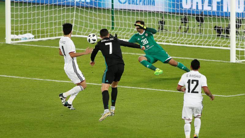 La semifinal entre el Al Jazira y el Real Madrid ofreció numerosas imágenes curiosas que alimentan la polémica sobre el Mundial de Clubes