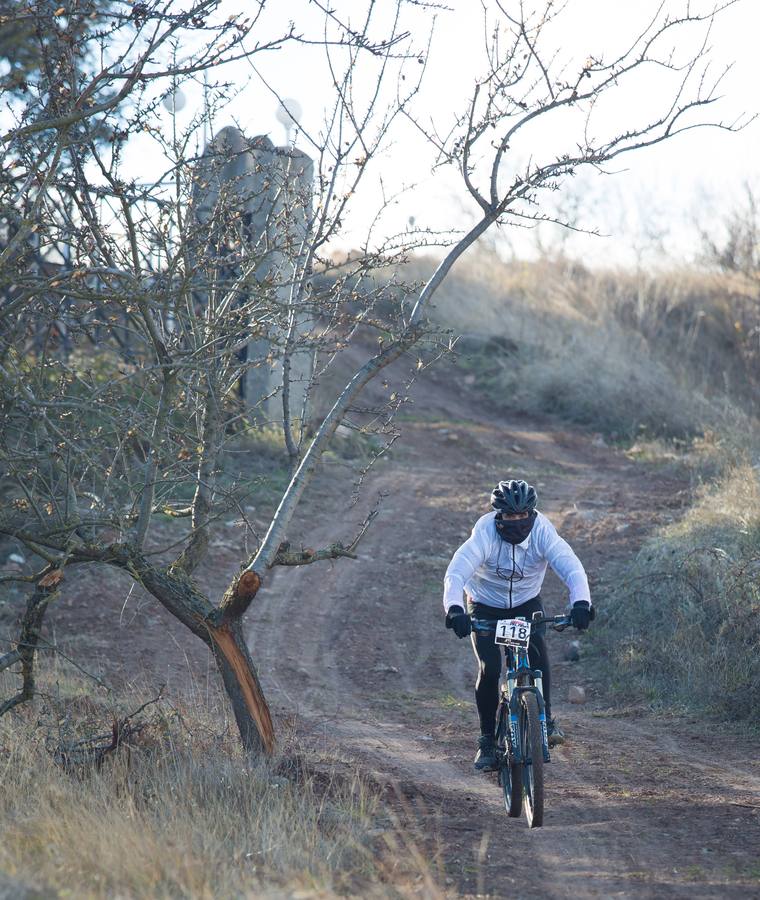 Los ciclistas disfrutaron de una estupenda carrera.