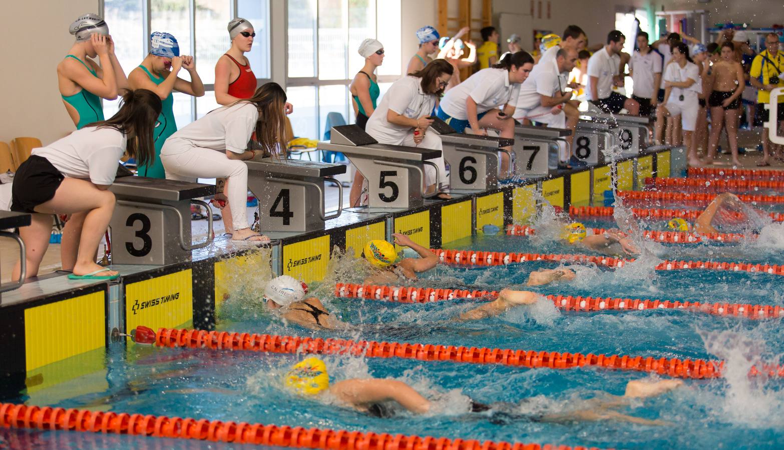 El Club de Natación (CN) Rivalia, de Calahorra, se ha proclamado ganador por clubes, en la categoría Master, del XXXIV Campeonato de La Rioja Absoluto de Invierno y VI Campeonato Máster de Natación, celebrado en el Complejo Adarraga