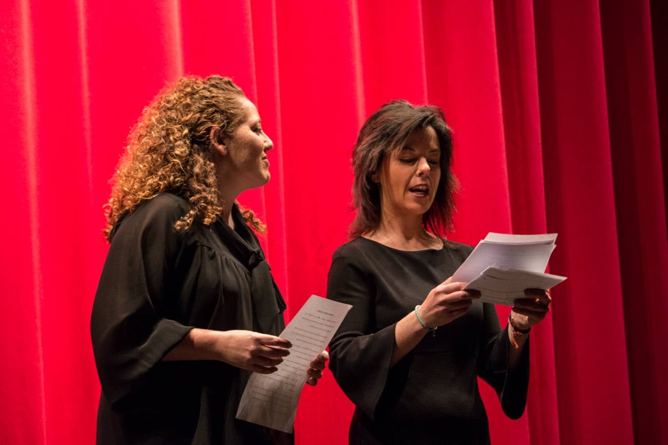 El coro H2Voz, de Logroño, ganó el 27 certamen nacional de villancicos en el Teatro Avenida