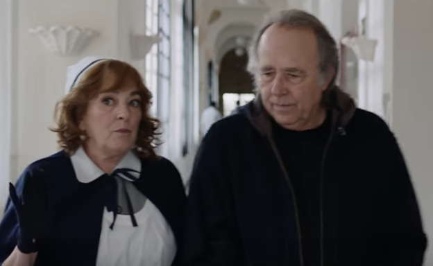 Joan Manuel Serrat y Carmen Maura en el anuncio.