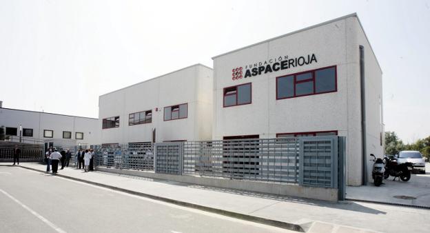 Edificio de Aspace en el polígono de Cantabria. :: justo Rodríguez