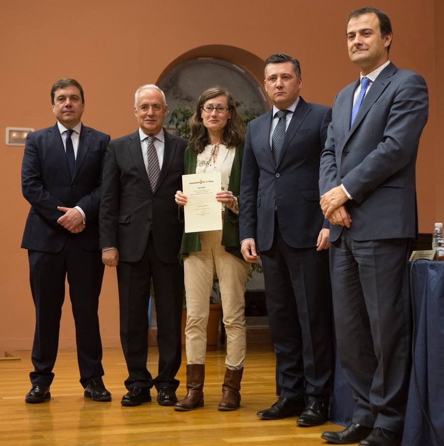 Un total de 57 alumnos y 15 coordinadores y profesores delegados de La Rioja han sido reconocidos hoy como destacados por su "de excelencia académica"