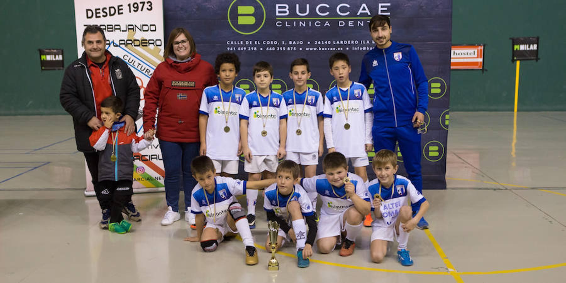 El equipo Villa de Murillo se alzó con el triunfo en el torneo Ángel de Vicente de Lardero. La cita continúa hoy con los jugadores del 2012