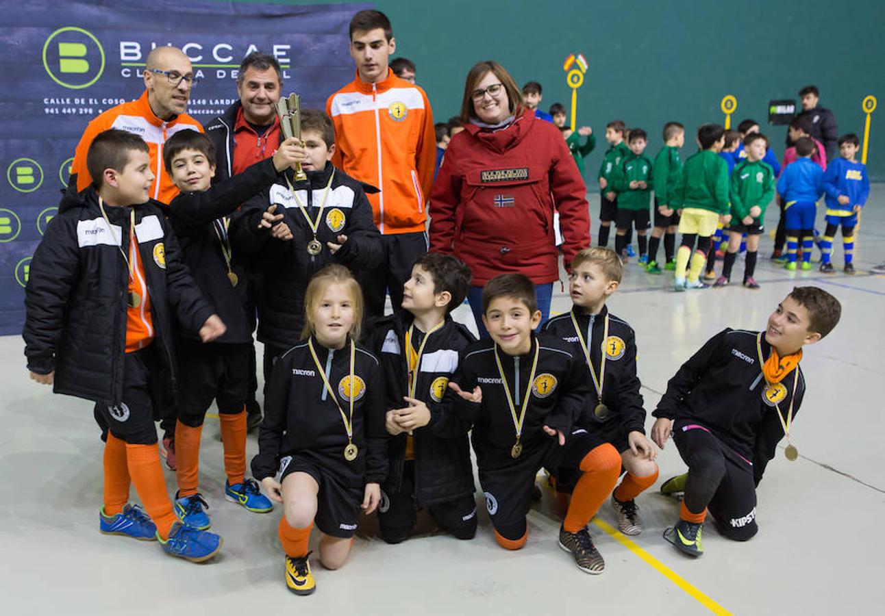 El equipo Villa de Murillo se alzó con el triunfo en el torneo Ángel de Vicente de Lardero. La cita continúa hoy con los jugadores del 2012