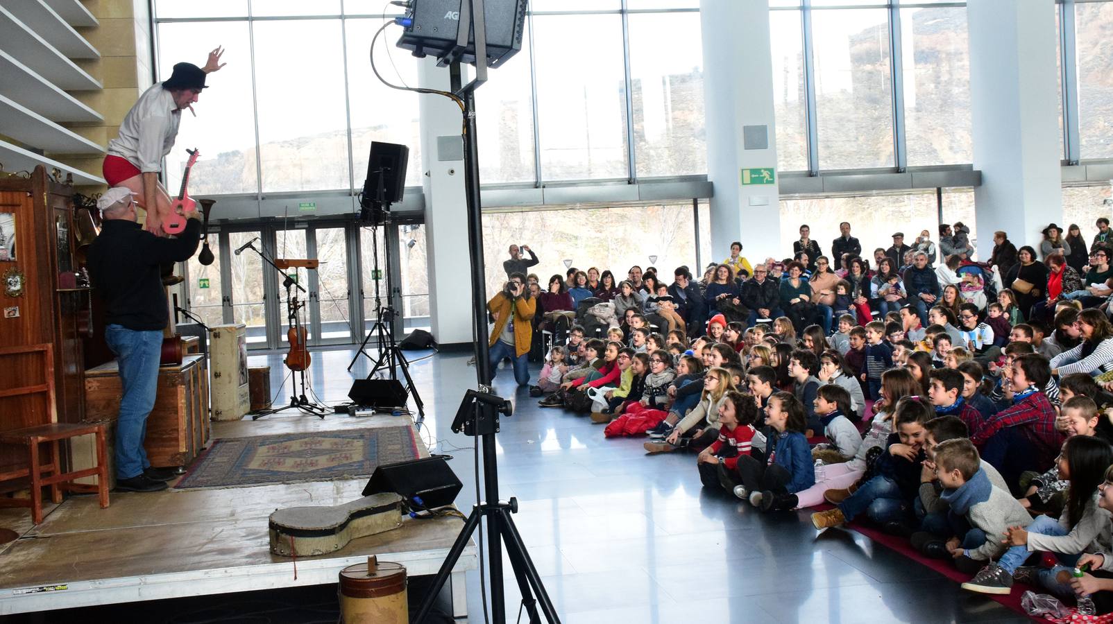 Riojaforum acogió el acto inaugural para todos los públicos