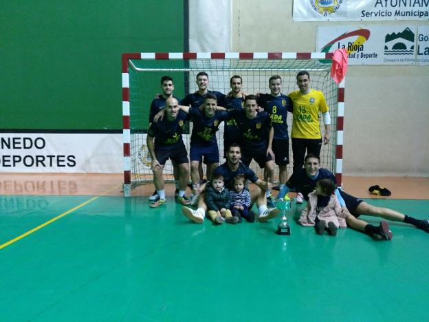 Imagen del Waw Hugo tras ganar el torneo arnedano. :: e.p.