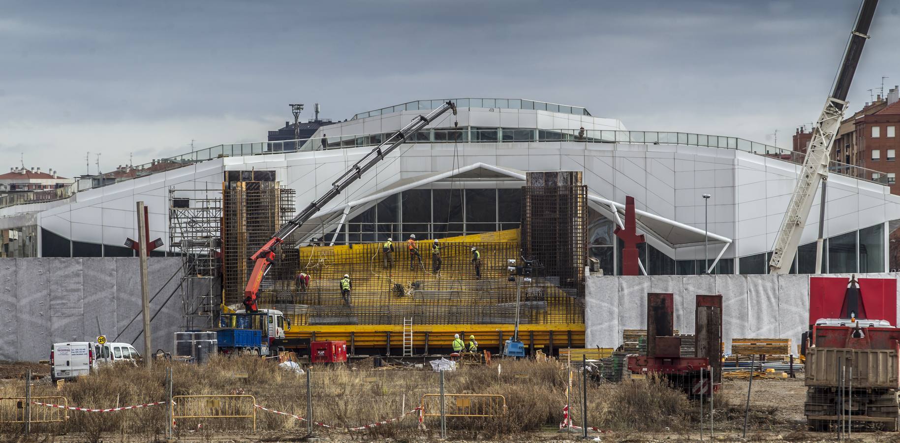 Lla nueva estación de autobuses va tomando forma. 