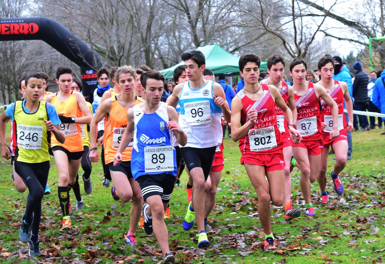 El autonómico de cross largo por clubes reunió a un buen número de fondistas.