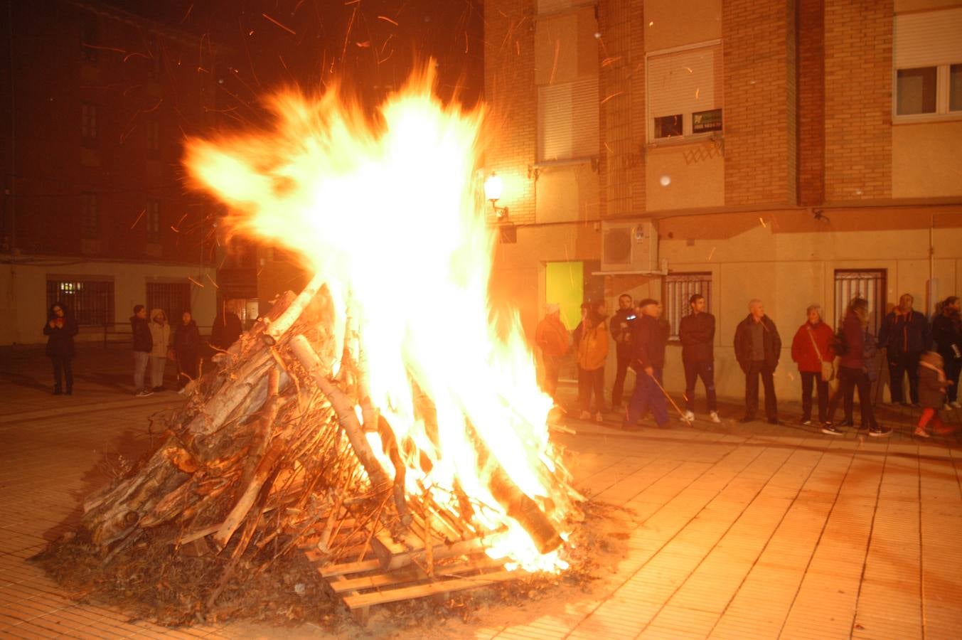 Cervera celebra hogueras y degustacion el martes vispera de San Anton
