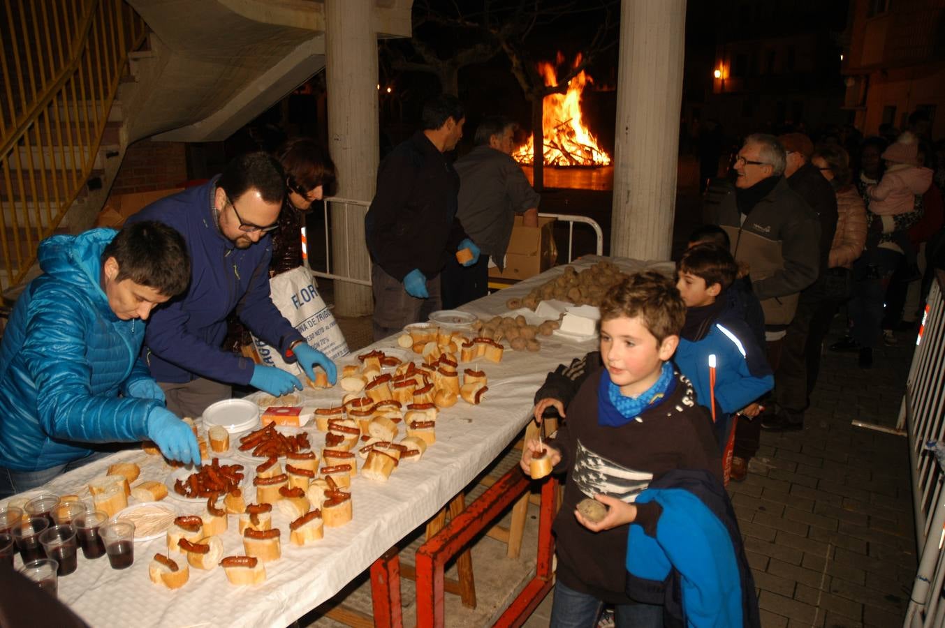 Cervera celebra hogueras y degustacion el martes vispera de San Anton