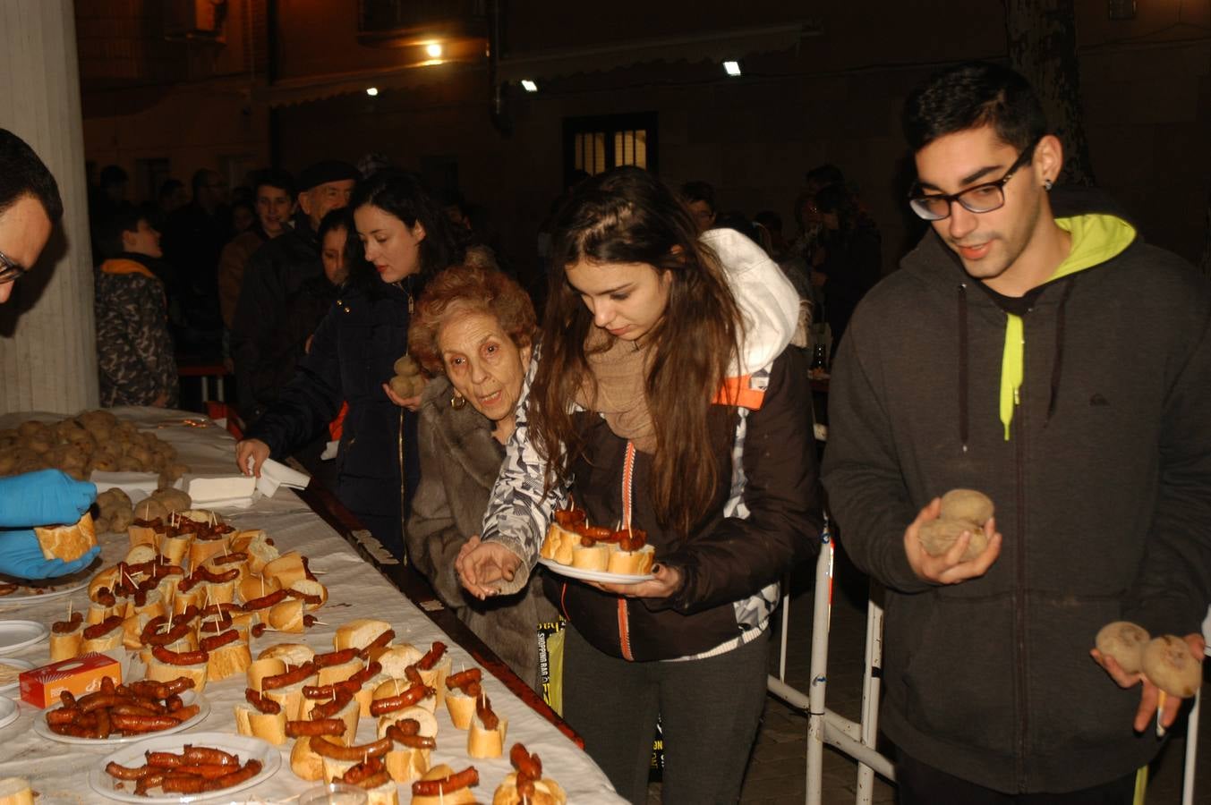 Cervera celebra hogueras y degustacion el martes vispera de San Anton