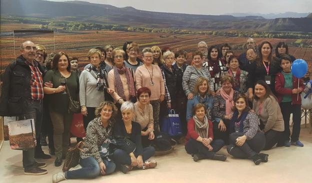 Socias y acompañantes disfrutaron de una excursión en la última edición de Fitur en Madrid. ::