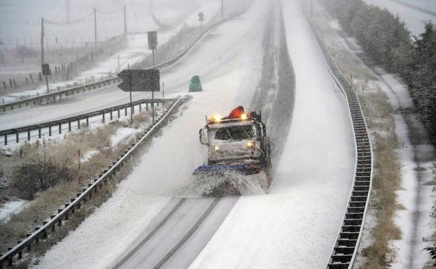 La AP-68 activa el dispositivo de seguridad ante el riesgo de nevadas